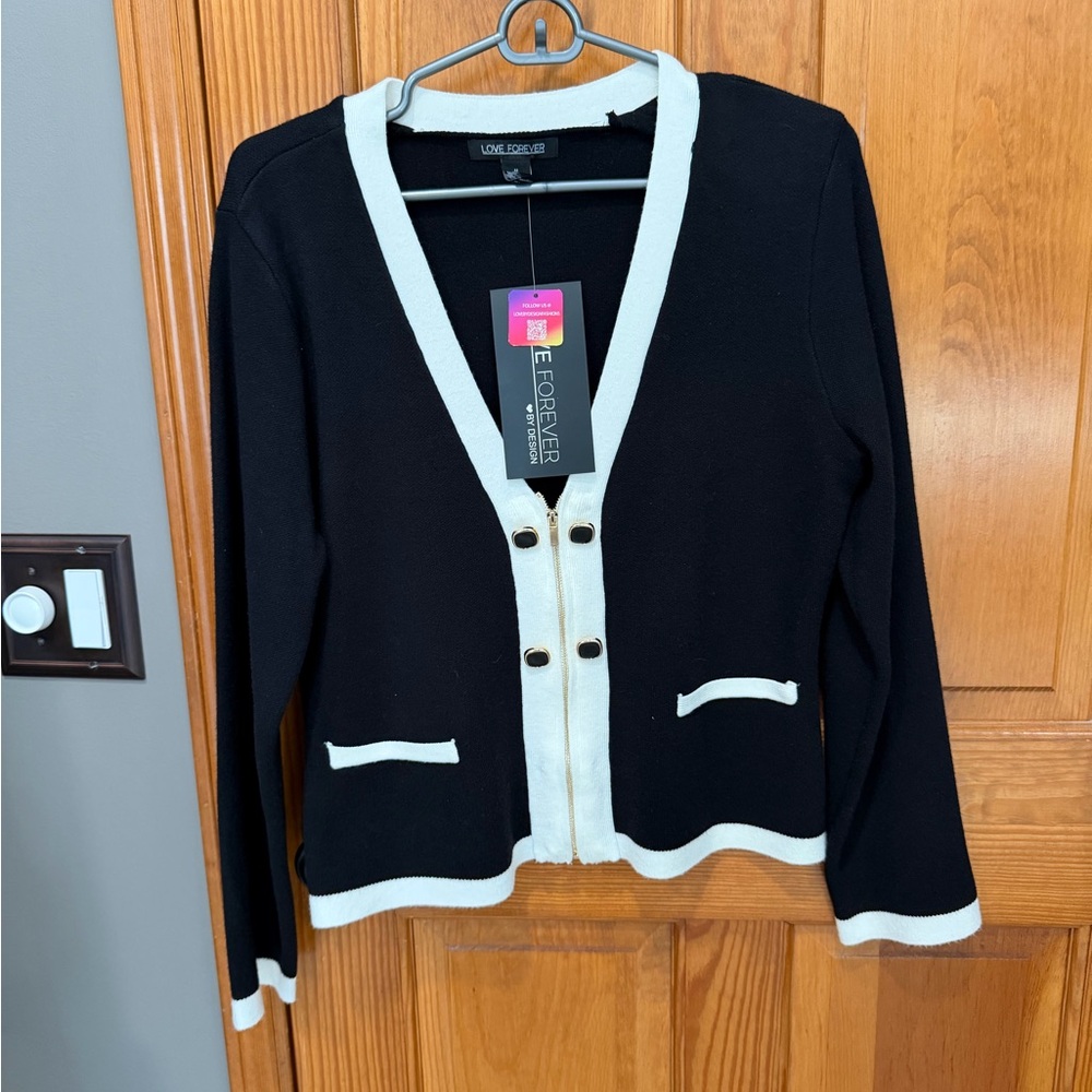 Love by Design zipper front jacket/cardigan- size medium